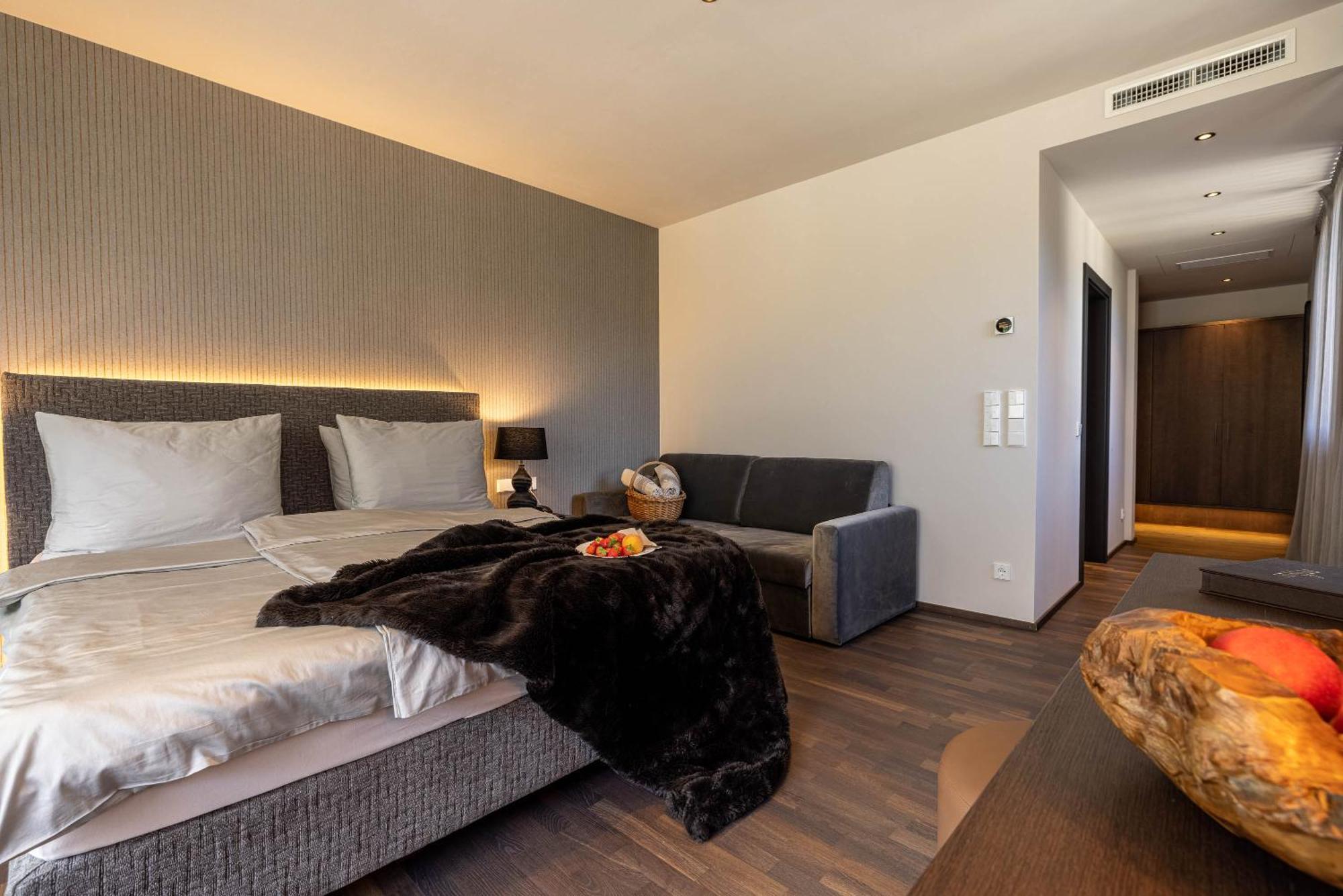 Hotel Finkenhof - Feel At Home Шена Екстериор снимка